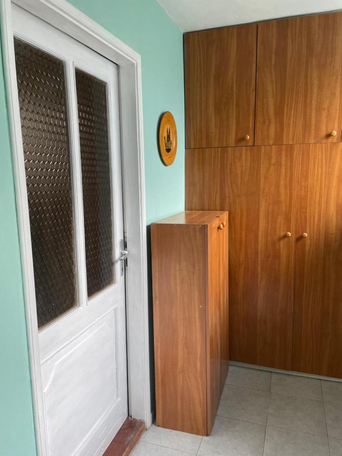 5Min Airport Apartment Surcin Exterior photo